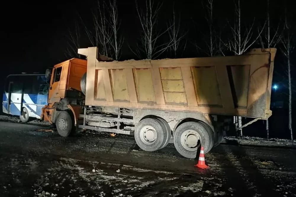 
											
											Rossiyada o‘zbekistonlik ishchilarni tashiyotgan avtobus YTHga uchradi, natijada bir odam qurbon bo‘lgan
											
											