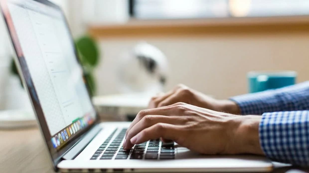 
											
											В 2021 году около 400 сайтов на территории национальной домены способствуют соблазничному вопросу
											
											