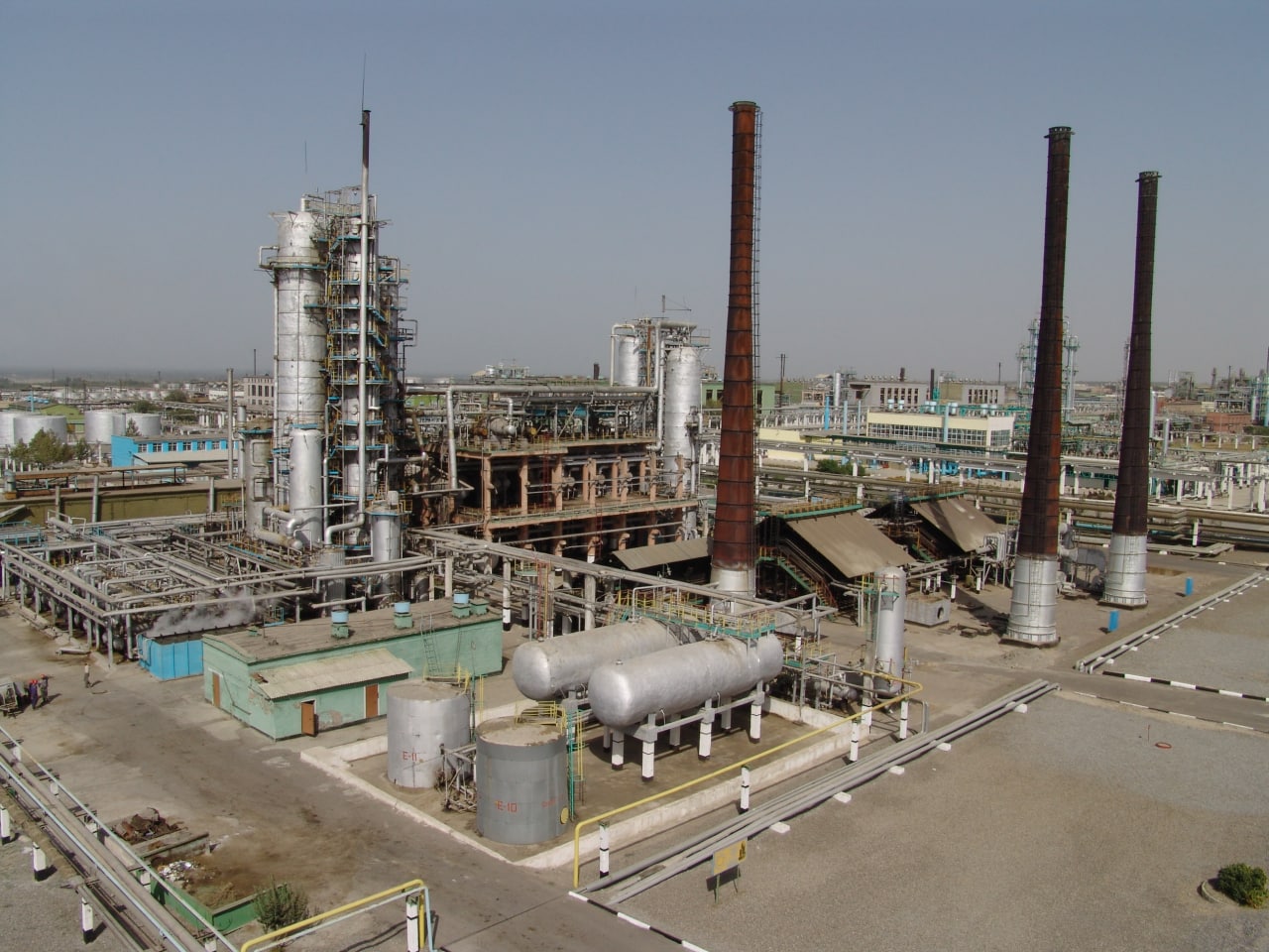 
											
											Редоседорический завод нефтяного завода Fergana был продан за 100 миллионов долларов США
											
											