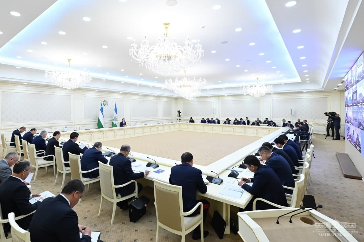 
											
											“Ochiq aytish kerak, shaharlarning bosh rejasini ishlab chiqishni davlat loyiha institutlari “monopoliya” qilib olgan” – Prezident
											
											