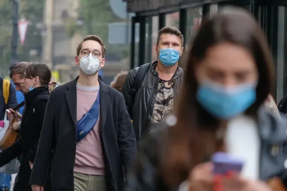 
														
														“Butun dunyo niqob rejimiga qaytishi zarur” – JSST
														
														