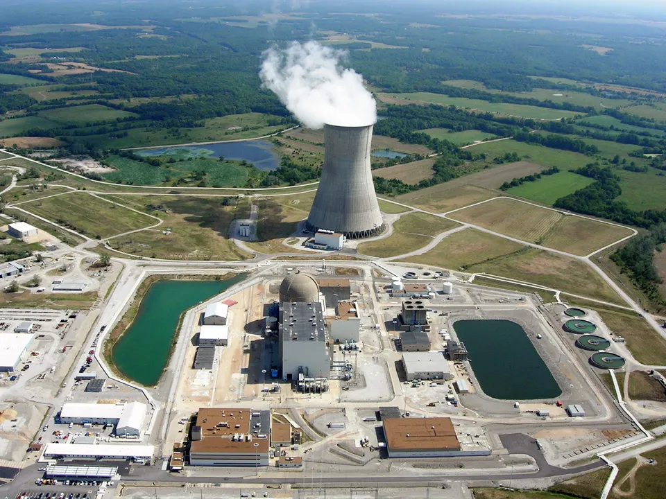 
											
											Eron yangi yadroviy reaktor quradi
											
											