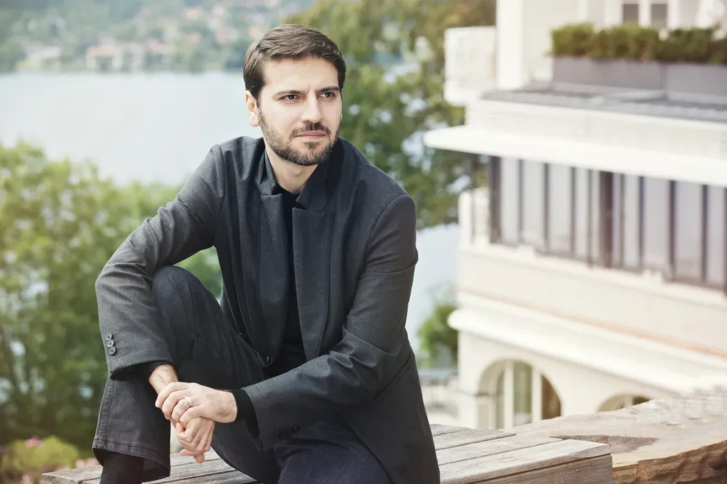 
											
											Dunyoga mashhur xonanda Sami Yusuf Samarqanddagi xalqaro ko‘rgazmada qo‘shiq kuylaydi
											
											
