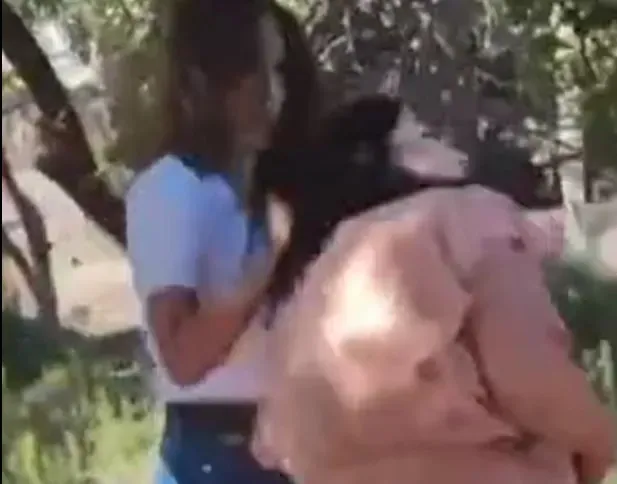 
											
											Ellikqal’ada qizlarning janjaliga nima sabab bo‘lgani ochiqlandi
											
											