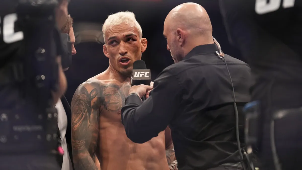 
											
											Чарлз Оливейра: “У кучли жангчи ва буни ҳаммага исботлаб қўйди”
											
											