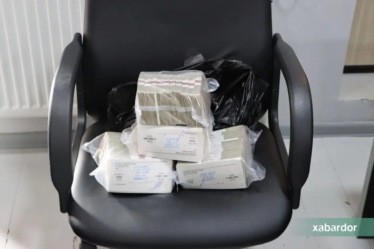
											
											Navoiyda 1 milliard so‘mdan ortiq budjet mablag‘larini o‘g‘irlagan sobiq amaldor o‘z lavozimiga qaytdi
											
											
