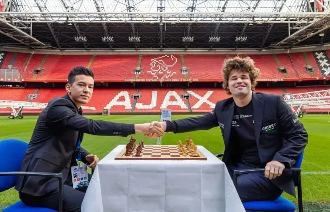 
											
											Karlsen chempion, Abdusattorov 3-o‘rin
											
											