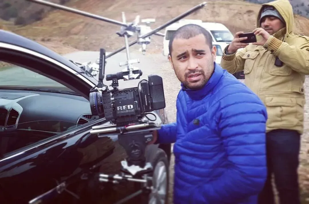 
											
											Narimon Sultonxo‘jayev oilasini ko‘chada qoldirdimi?
											
											