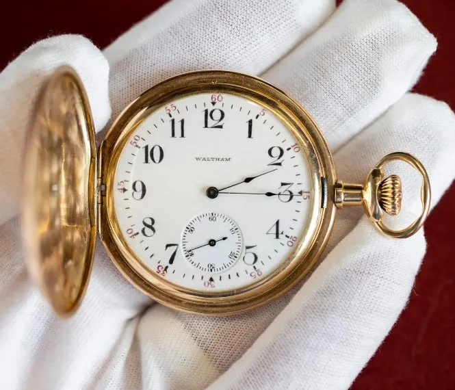 
											
											“Titanik”dagi jasaddan topilgan soat auksionda sotildi
											
											