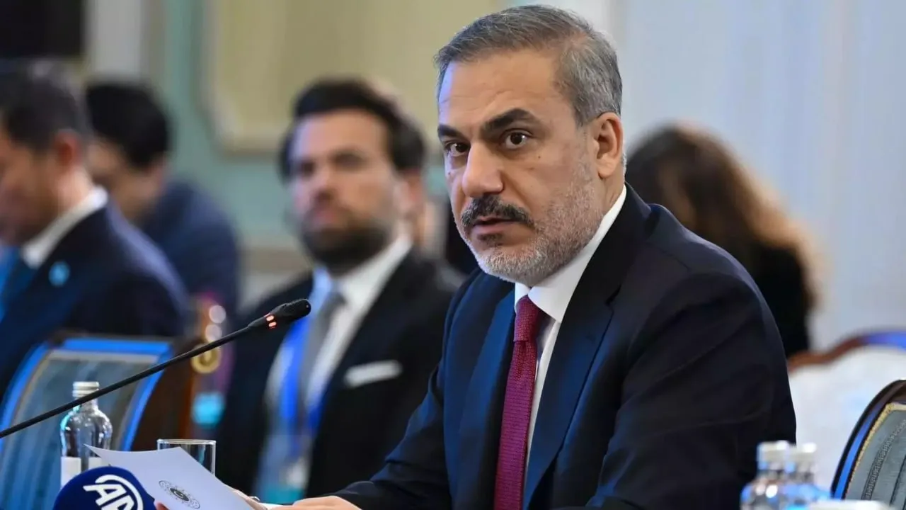 
											
											Turkiya Tashqi ishlar vaziri turkiy davlatlarni umumiy alifbo qabul qilishga chaqirdi
											
											