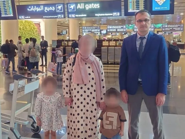 
											
											Ўмонда турмуш ўртоғи томонидан тутқунликда сақланган ўзбекистонлик аёл ва фарзандлари ватанга қайтарилди
											
											