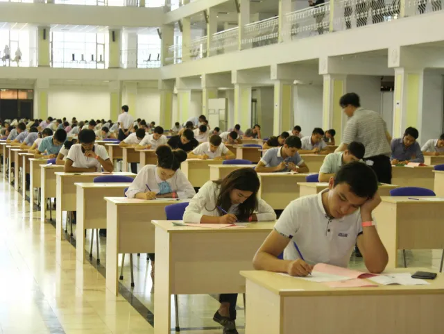 
											
											O‘qishni ko‘chirish uchun pul to‘lanishi rostmi?
											
											