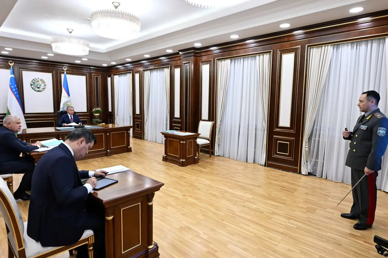 
											
											Shavkat Mirziyoyev harbiy ta’lim tizimini takomillashtirishga oid takliflar taqdimoti bilan tanishdi
											
											