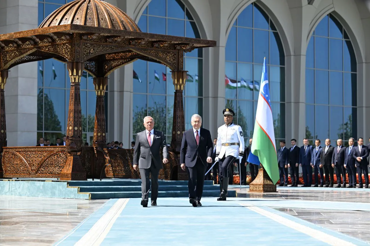 
											
											Samarqandda Iordaniya Podshohini rasmiy kutib olish marosimi boshlandi
											
											