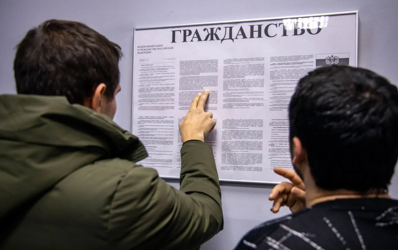 
											
											Markaziy osiyoliklarga Rossiya fuqaroligini berishni to‘xtatish taklif qilindi
											
											