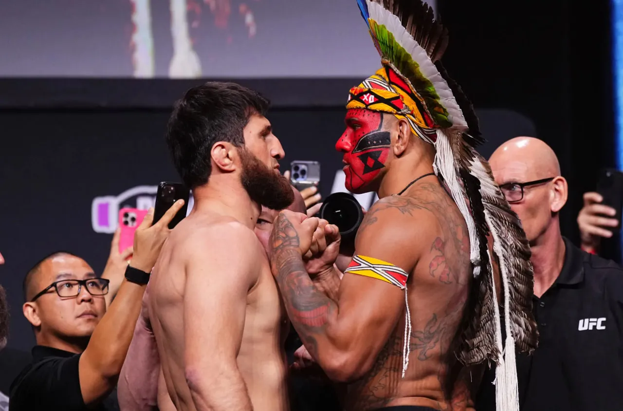 
														
														UFC 320. Ankalayev va Pereyra o‘rtasidagi chempionlik jangi muddatidan oldin yakunlandi
														
														