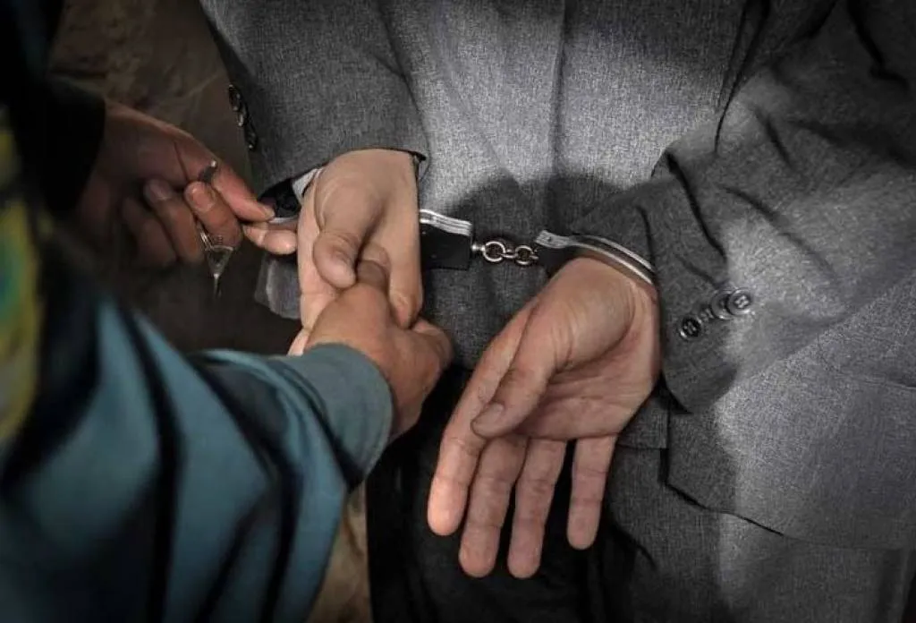 
											
											Angliya va Germaniyaga ishga yubormoqchi bo‘lgan firibgarlar ushlandi
											
											