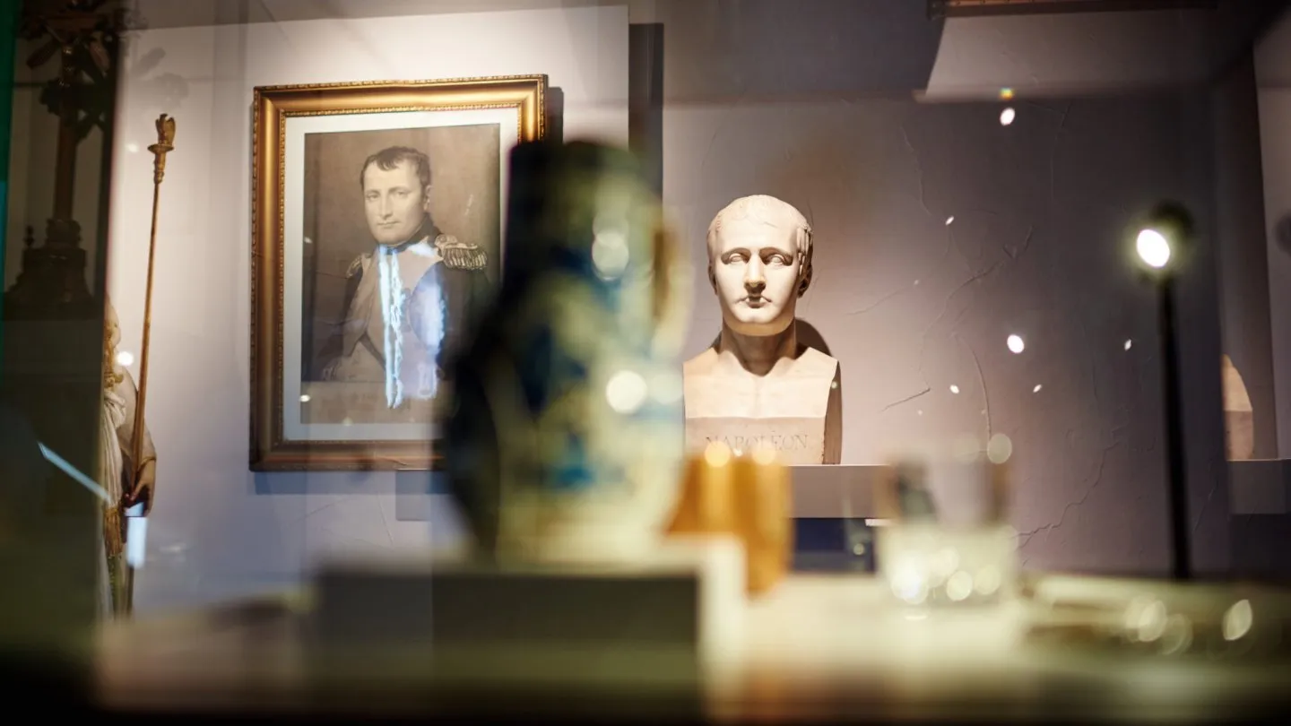 
											
											Белгияда музейдан Наполеоннинг узуги ўғирлаб кетилди
											
											