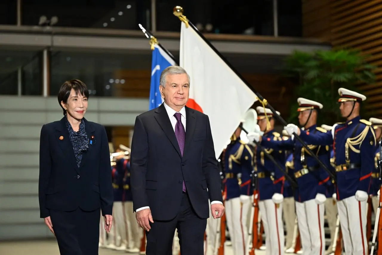 
											
											Yaponiyada Prezident Shavkat Mirziyoyevni rasmiy kutib olish marosimi bo‘lib o‘tdi
											
											