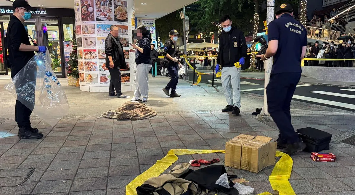 
											
											Tayvanda niqobli shaxs hujumi oqibatida kamida 3 kishi halok bo‘ldi
											
											