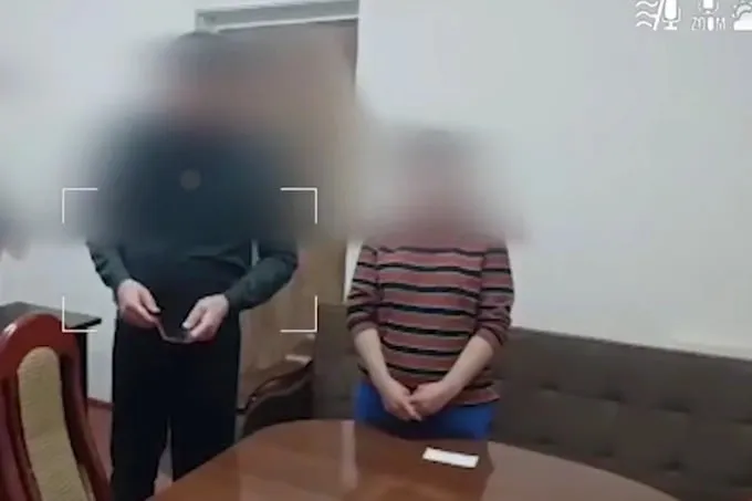 
											
											Toshkent aeroportida uch ayolni Rossiyaga fohishalikka olib ketmoqchi bo‘lgan shaxs ushlandi
											
											