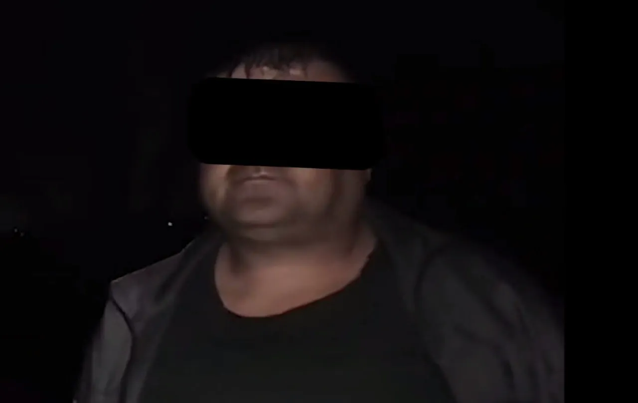 
											
											Surxondaryoda o‘qituvchi 180 ming dollarga narkotik sotayotgan paytda ushlandi
											
											