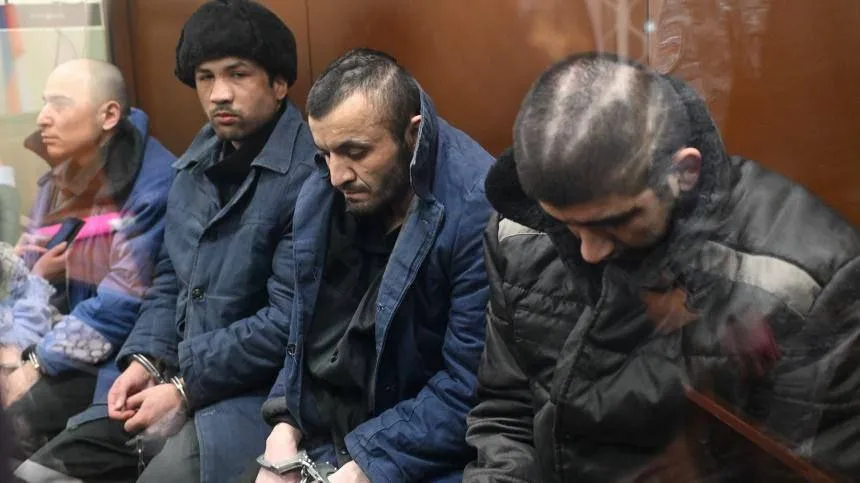 
											
											“Crocus City Hall”da terakt uyushtirganlar umrbod qamoq jazosiga hukm qilindi
											
											