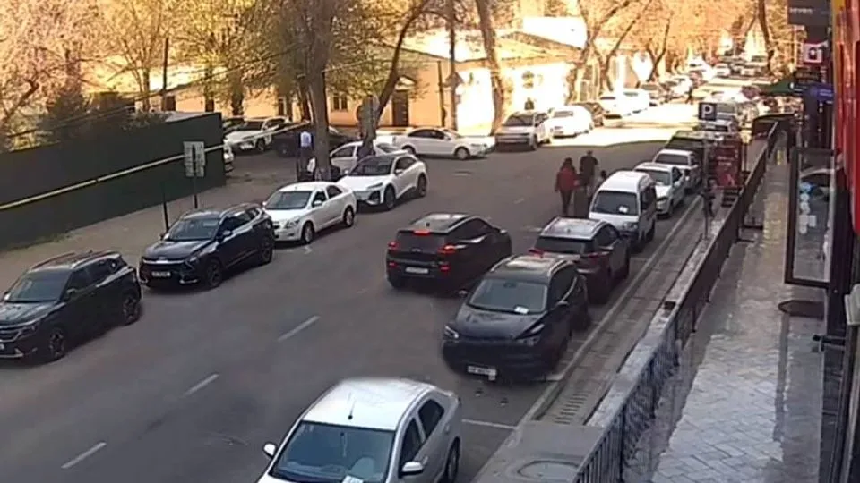 
											
											To‘rt kishini qasddan urib yuborgan Tracker haydovchisiga jinoyat ishi qo‘zg‘atildi
											
											