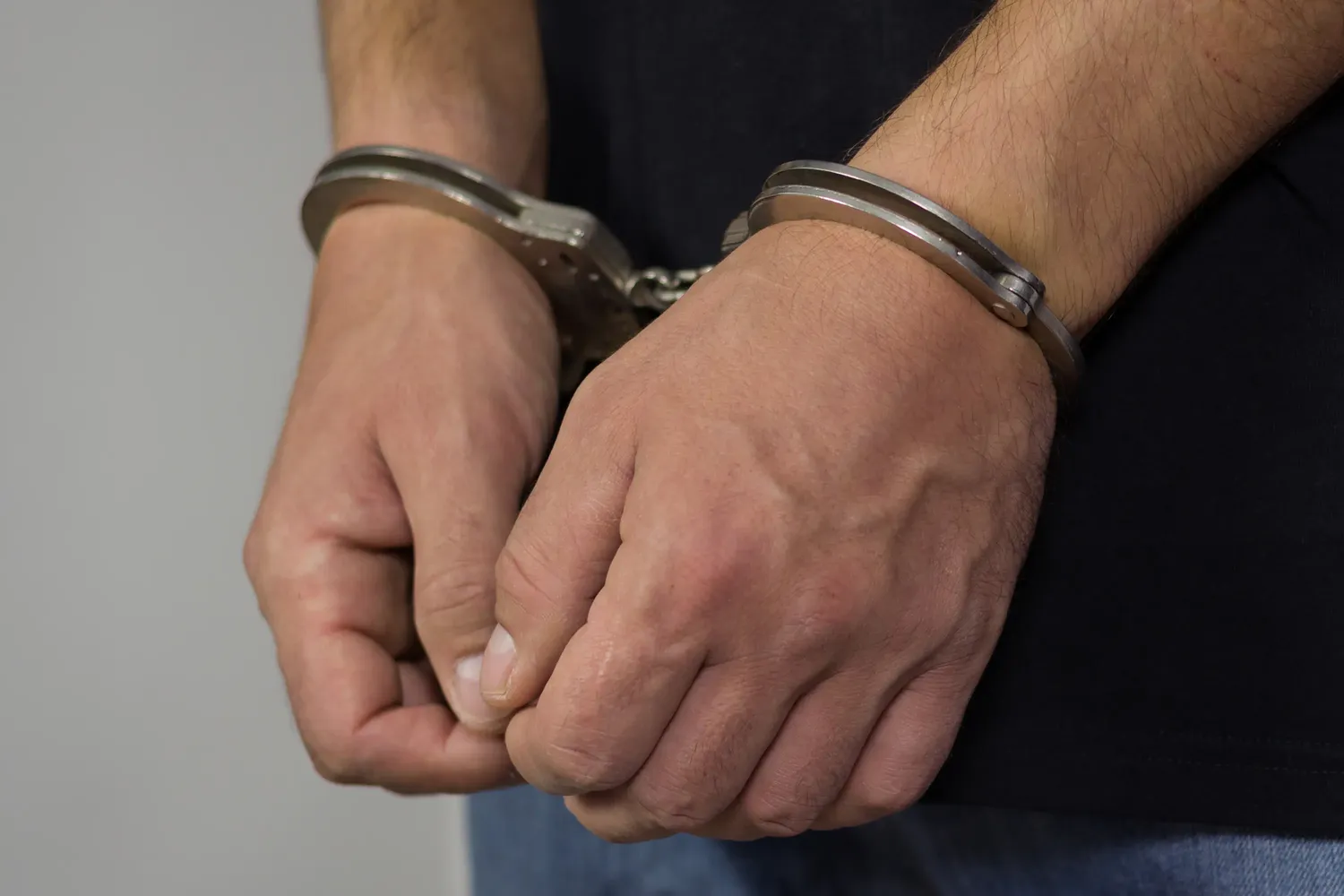 
											
											Qashqadaryoda sinfdoshiga shilqimlik qilgan yigit qamaldi
											
											