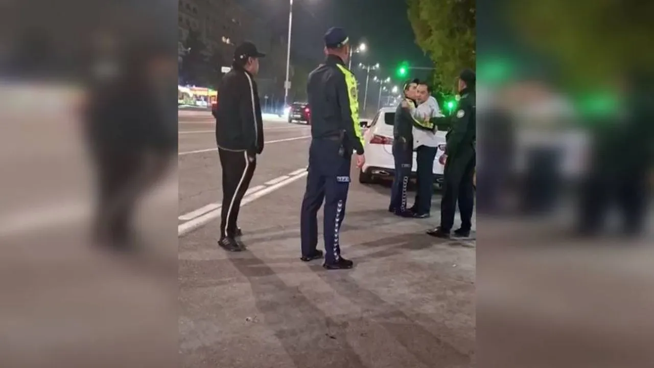 
														
														Тошкентда ППХ ходимига мушт туширган ҳайдовчига жиноят иши қўзғатилди
														
														