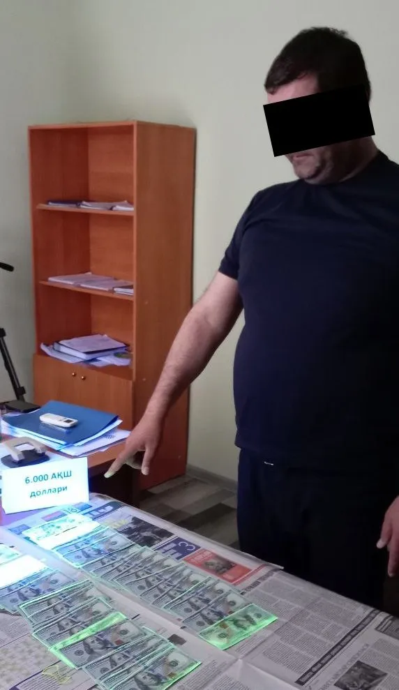 
														
														“Ҳаж” зиёратига юбориш эвазига 26 минг АҚШ доллари талаб қилган шахс ушланди
														
														