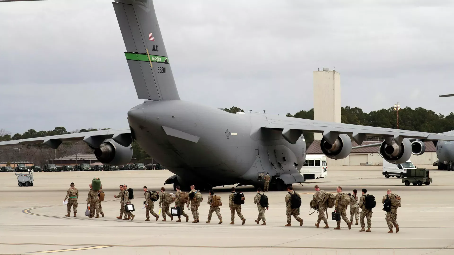 AQSh Germaniyadagi qo‘shinlari sonini 5000 nafarga qisqartiradi