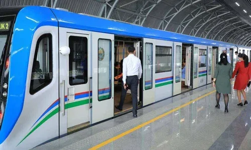 
														
														Toshkent metrosida ayol ehtiyotsizlik oqibatida relsga tushib ketdi
														
														