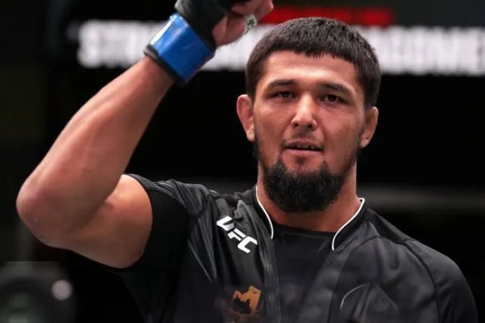 Ro‘ziboyev UFC bilan nechta jangga shartnoma qilganini ochiqladi