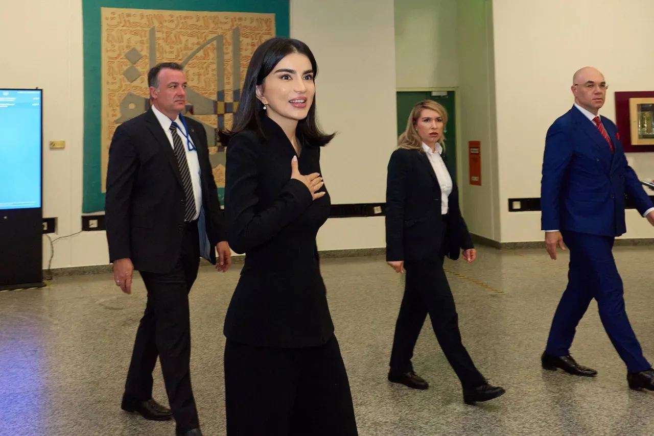
														
														Saida Mirziyoyeva Vena shahrida xalqaro tashkilotlarda faoliyat yuritayotgan vatandoshlarimiz bilan uchrashdi
														
														