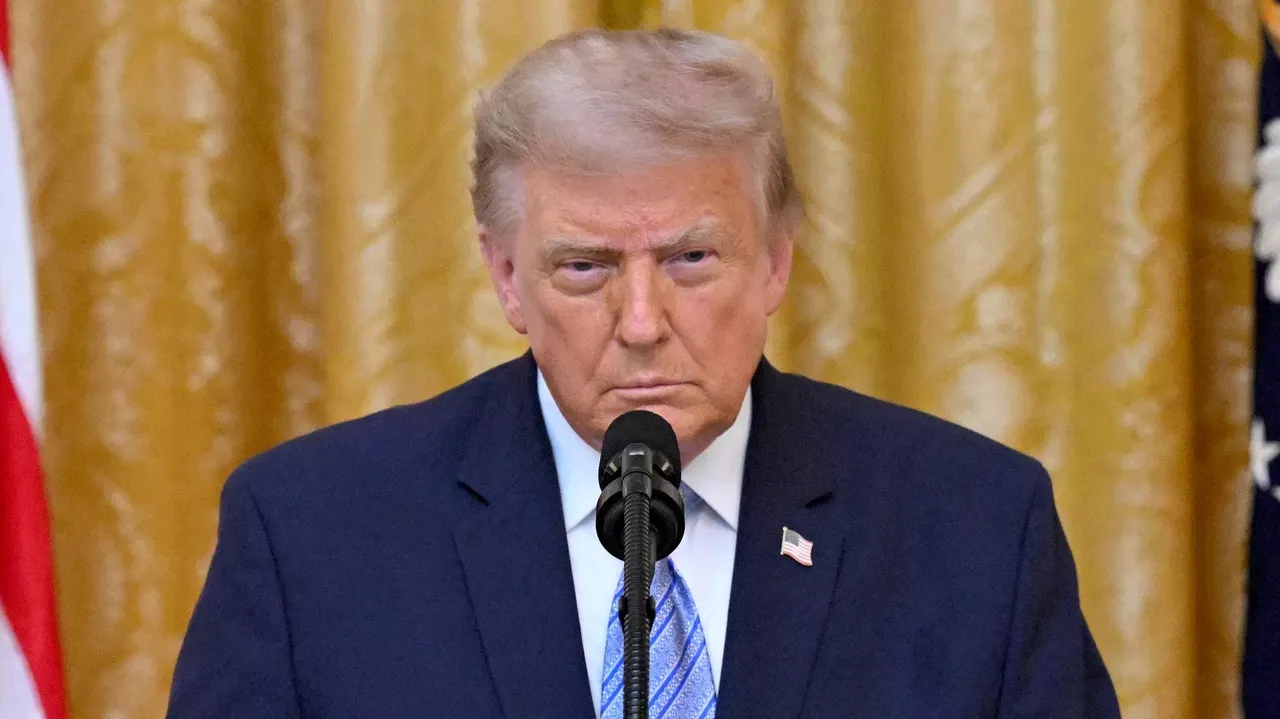 
														
														Трамп АҚШ Украинага қурол сотмаслигини айтди
														
														