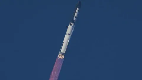 SpaceX ракетаси бўлаги бугун Ойга урилиши кутилмоқда