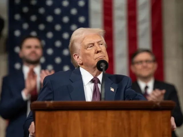 Трамп: “АҚШга миллионлаб ноқонуний муҳожирлар киришининг олдини олдим”