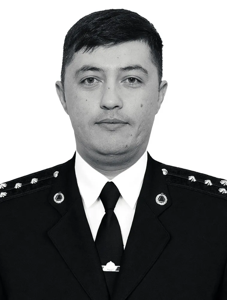 
														
														Қаҳрамон қутқарувчи Бобурмирзо Пардаев ҳалок бўлди
														
														