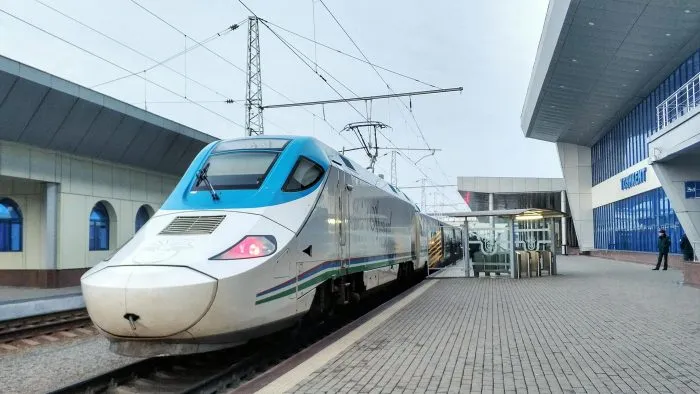 
														
														Toshkent–Andijon yo‘nalishida yangi elektropoyezd qatnovi yo‘lga qo‘yiladi
														
														