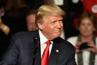 Трамп сунъий интеллектни қайта номлади