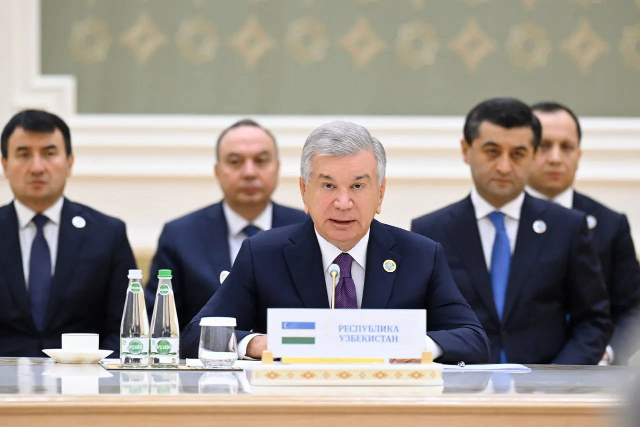 
														
														Мирзиёев Марказий Осиё ва Озарбайжон ҳамкорлигини янги босқичга олиб чиқиш таклифларини илгари сурди
														
														